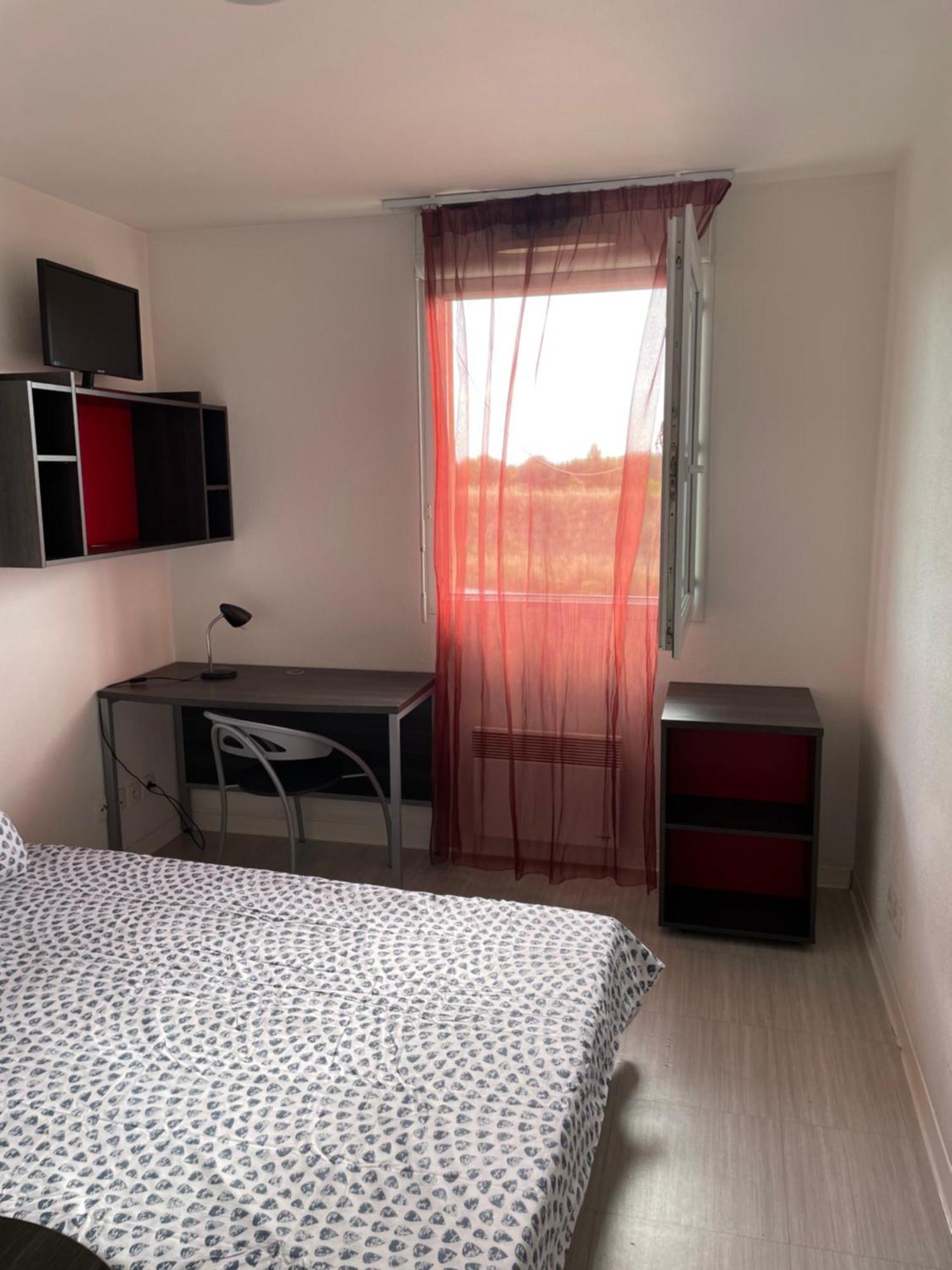 Joli Appartement Sur เอ็ก-ซอง-โพรวองซ์ ภายนอก รูปภาพ
