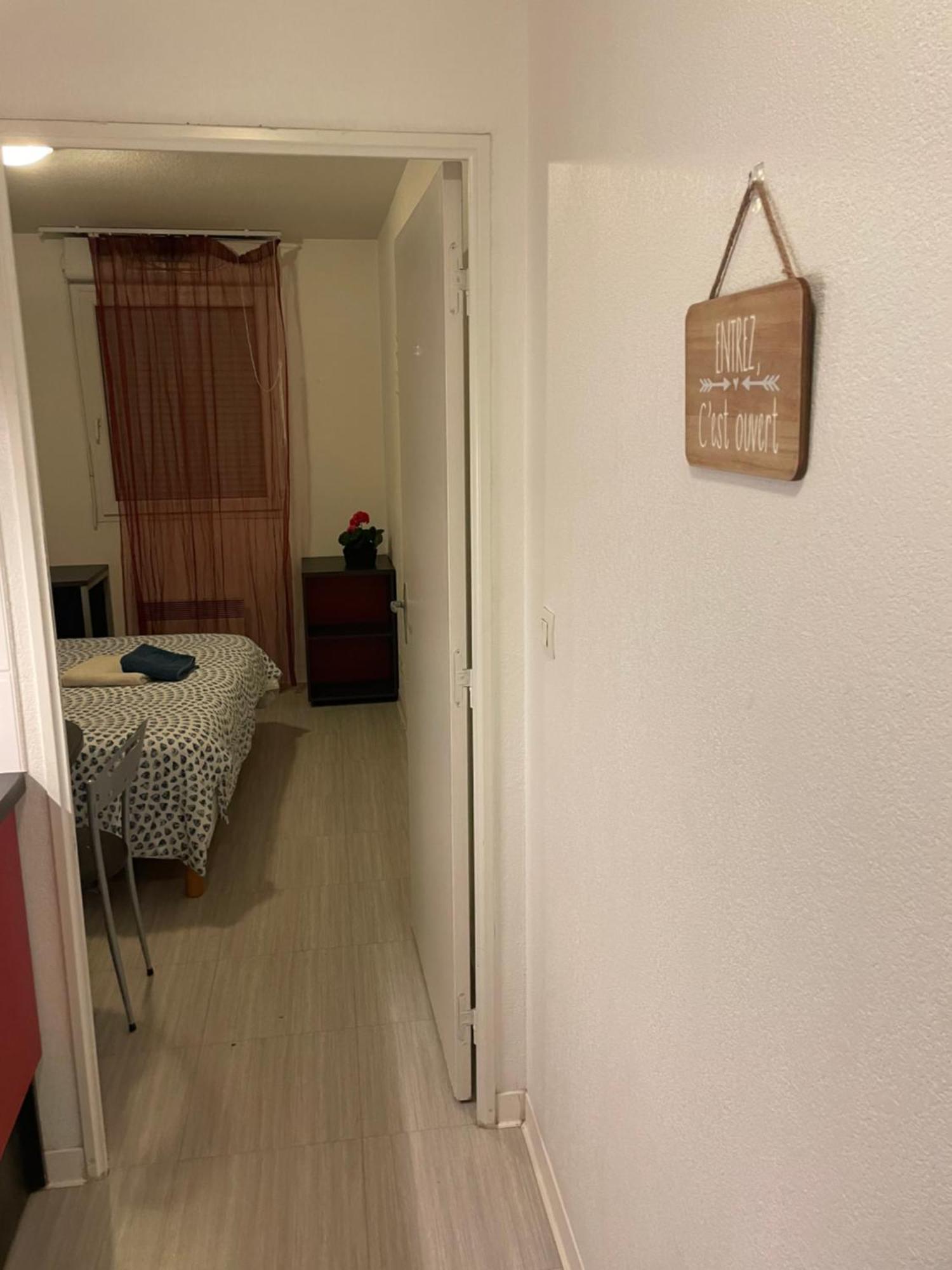 Joli Appartement Sur เอ็ก-ซอง-โพรวองซ์ ภายนอก รูปภาพ
